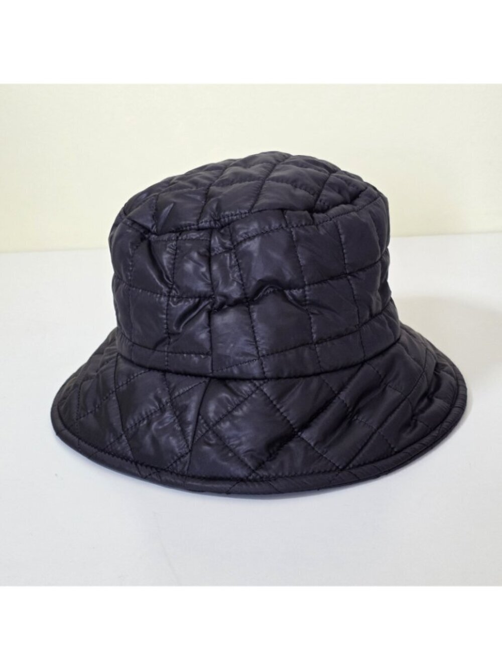 Vero Moda Puffer Quilted Bucket Hat M/ L Black Packable Edgy Eco Friendly Grunge - Picture 8 of 13